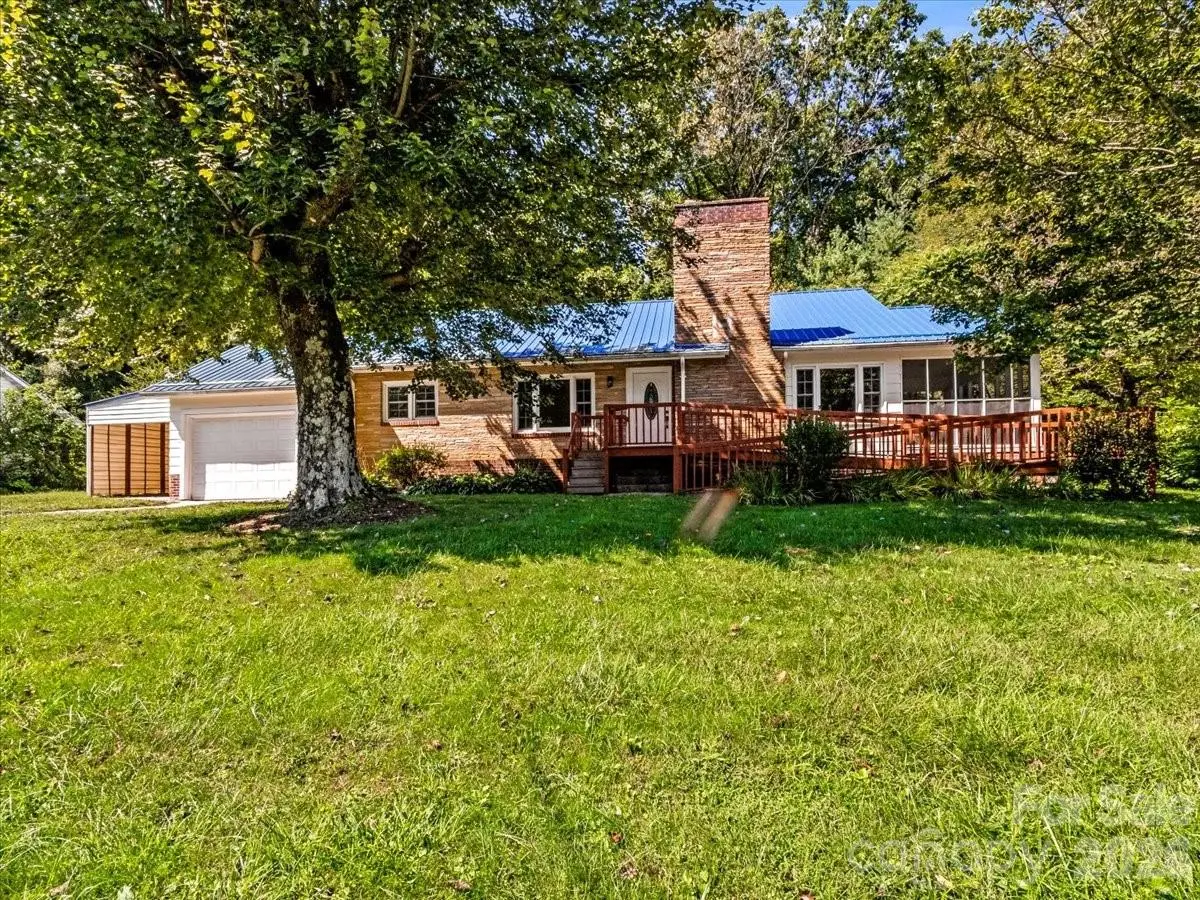 422 Altapass Highway, Spruce Pine, NC 28777 - #1