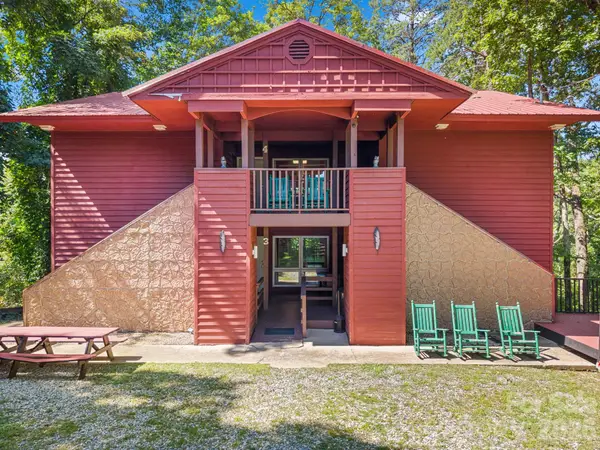57 Observation Point Road, Bryson City, NC 28713
