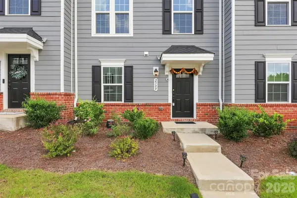 2509 Autumn Olive Lane, Matthews, NC 28104