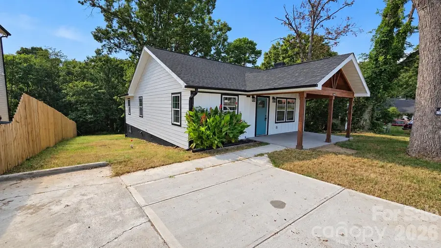 142 S Morrow Avenue, Albemarle, NC 28001 - #2