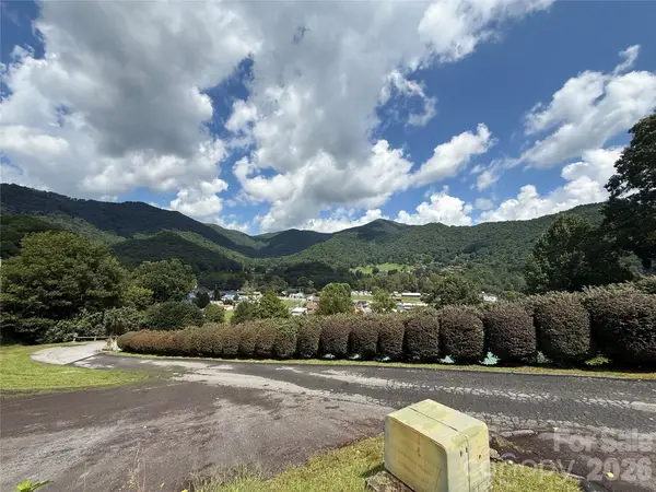 10 Lewis Lane #10, Maggie Valley, NC 28751