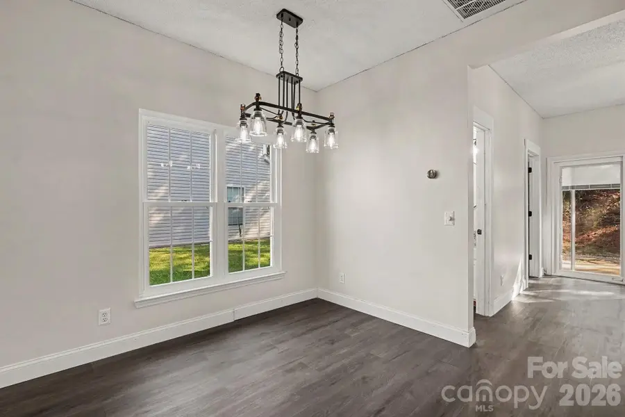 8041 Stoneham Court, Matthews, NC 28105 - #3