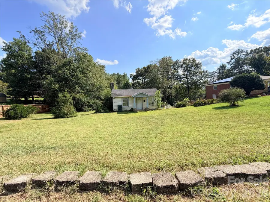 725 Tron Avenue Nw, Valdese, NC 28690 - #2