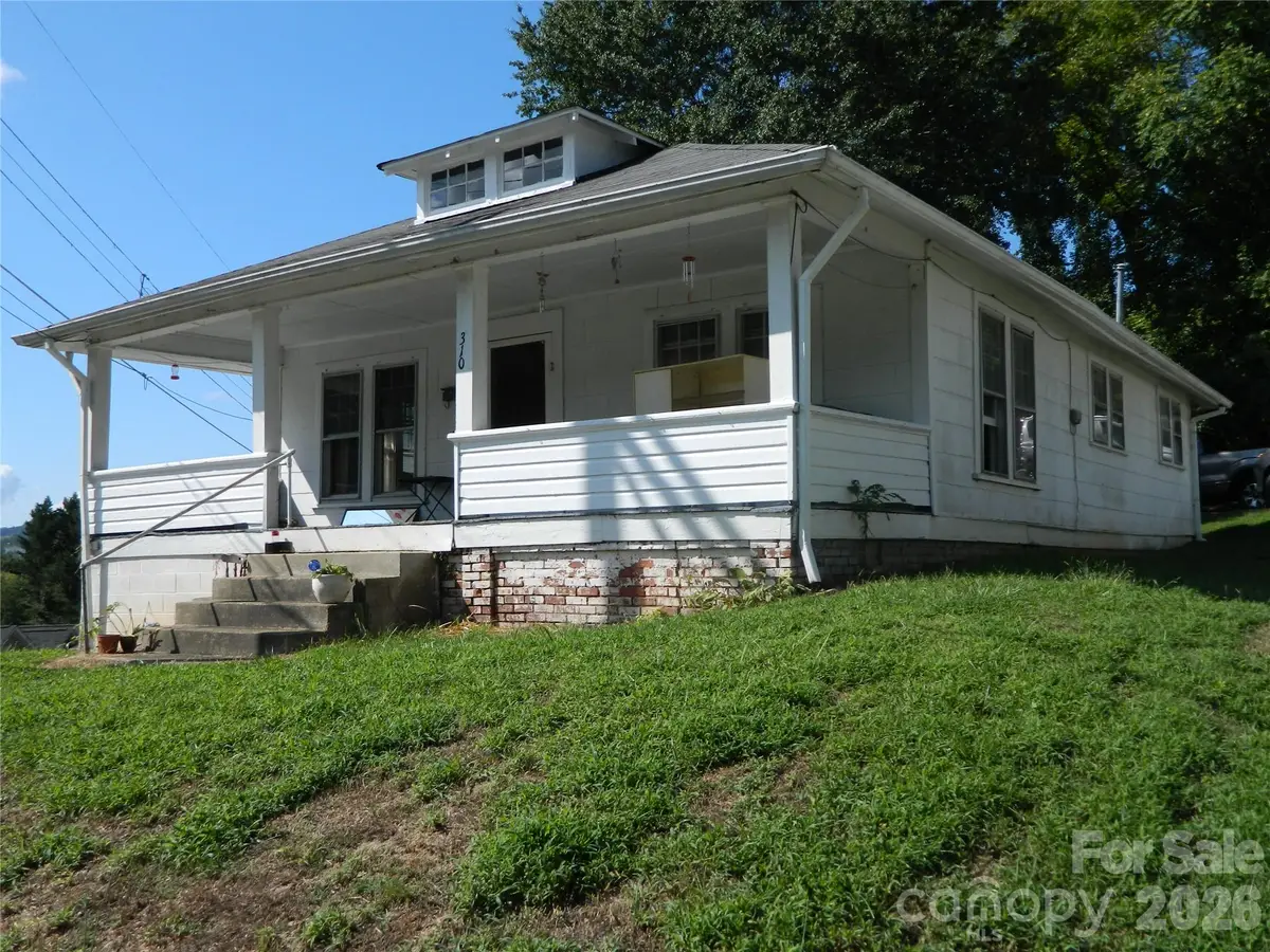 310 Reform Street Sw, Lenoir, NC 28645 - #1