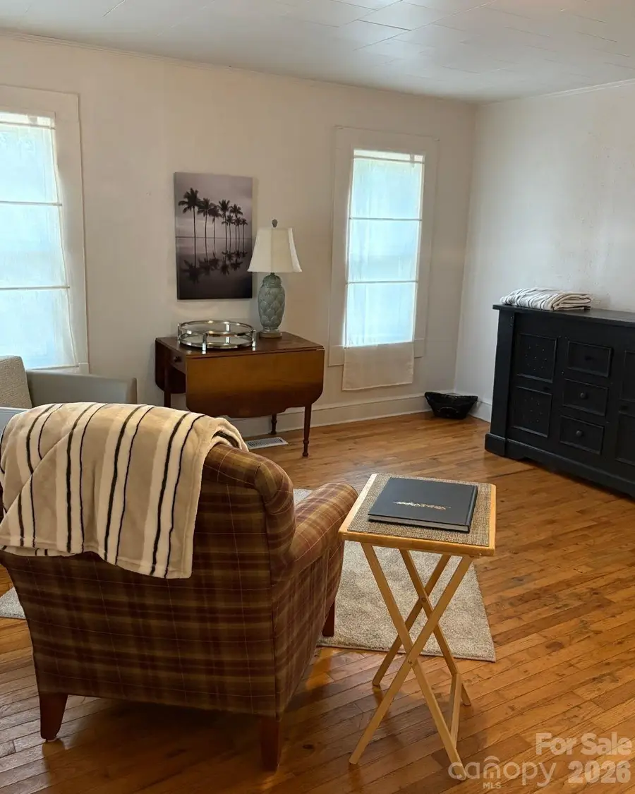 612 24th Street Sw, Hickory, NC 28602 - #3