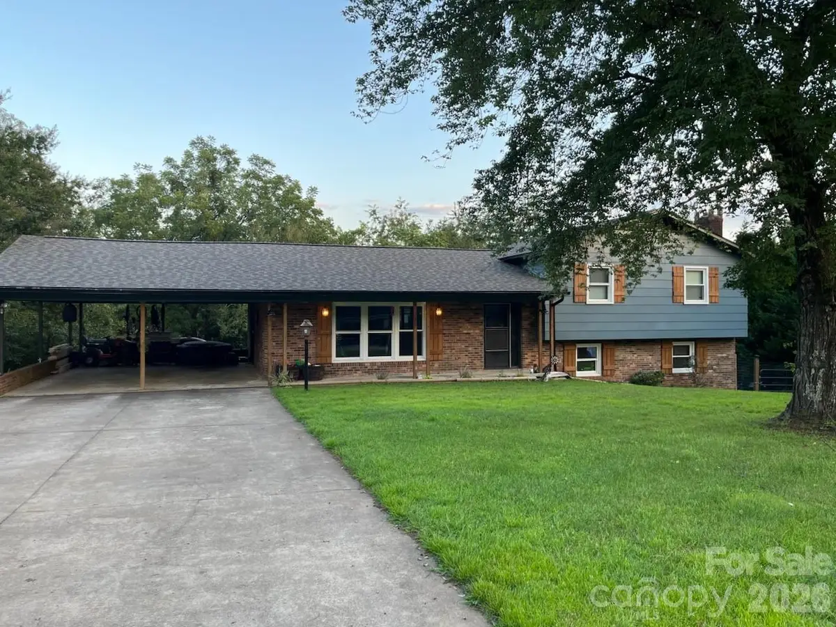 2935 Palmer Place, Hudson, NC 28638 - #1