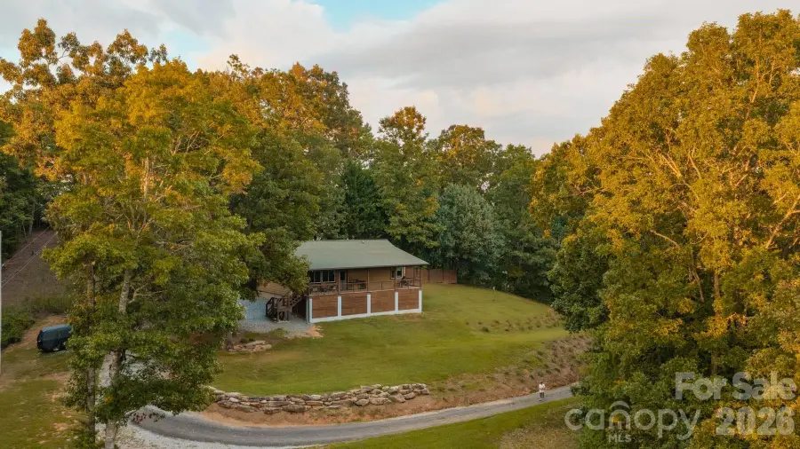 280 Green Oaks Road, Bryson City, NC 28713 - #2