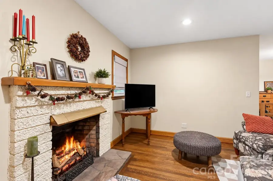 529 Alta Vista Drive, Hendersonville, NC 28791 - #3