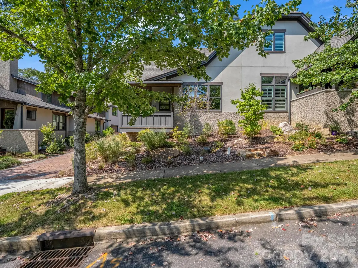 14 Keats Road, Black Mountain, NC 28711 - #1