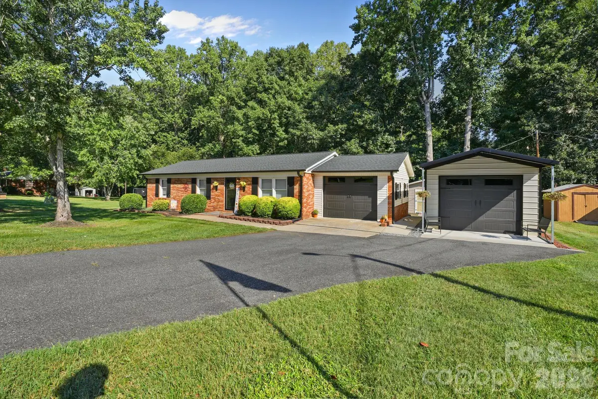 2428 Side Lane, Conover, NC 28613 - #1