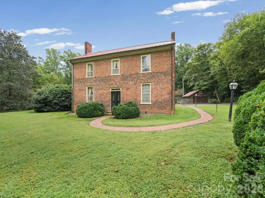 290 E Maple Avenue, Mocksville, NC 27028 - #2