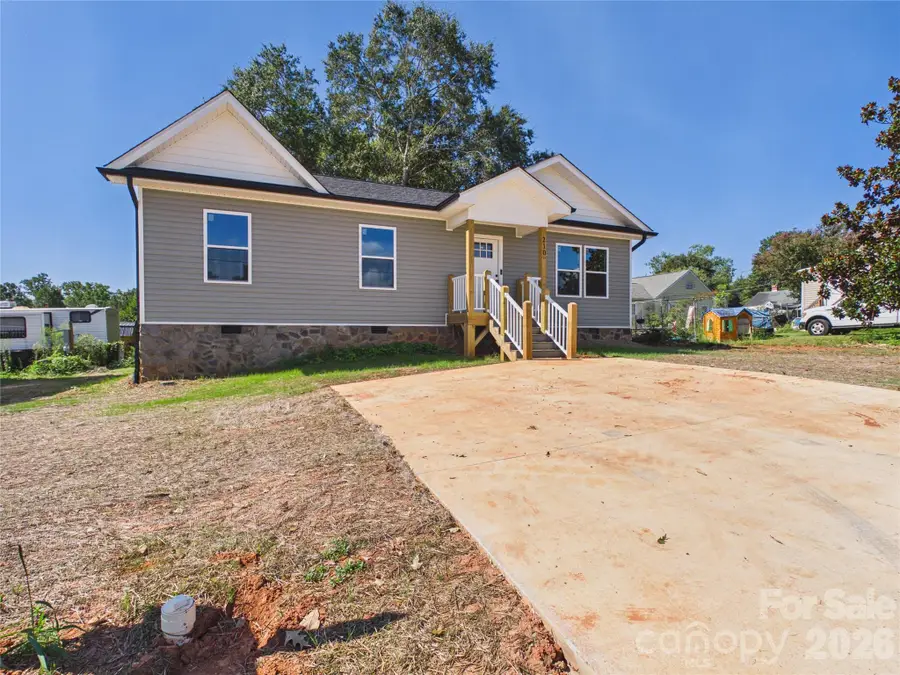 210 22nd Avenue Place Ne, Hickory, NC 28601 - #2