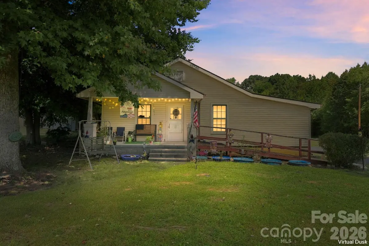 512 W Bank Street, Salisbury, NC 28146 - #1