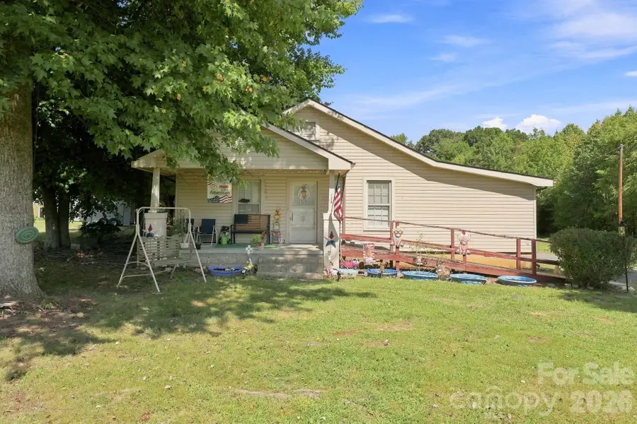 512 W Bank Street, Salisbury, NC 28146 - #2
