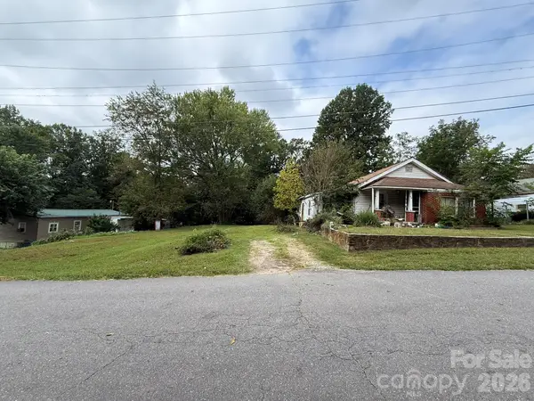 68 Morris Avenue, Marion, NC 28752