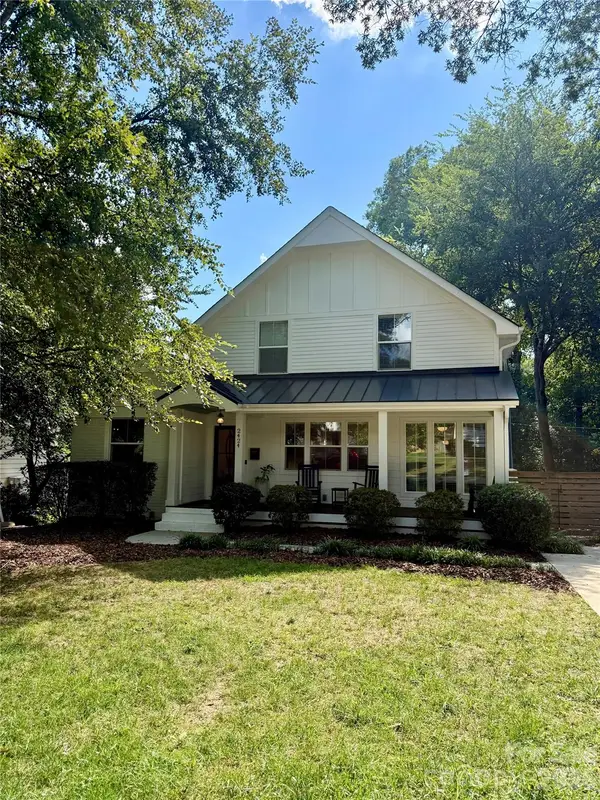 2424 Kingsbury Drive, Charlotte, NC 28205
