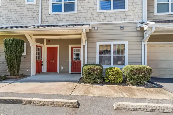 123 Foxden Drive #103, Fletcher, NC 28732