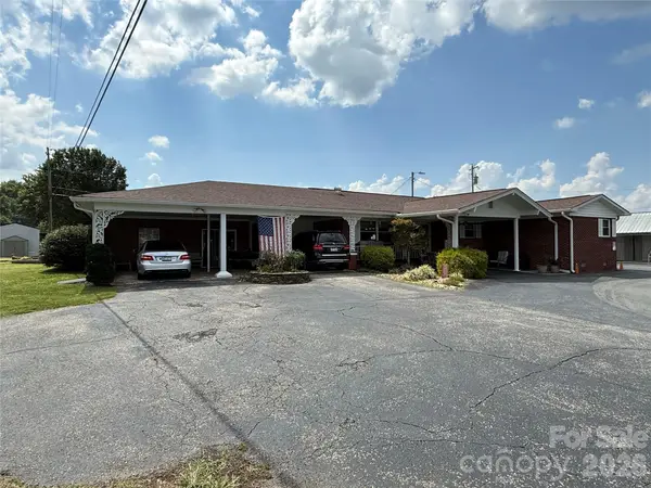 251 Rodney Orr Bypass, Robbinsville, NC 28771