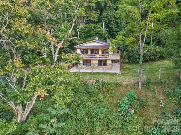 74 Lanzi Ledge Road, Leicester, NC 28748