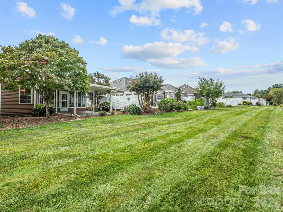 21 Heather Way, Candler, NC 28715 - #3