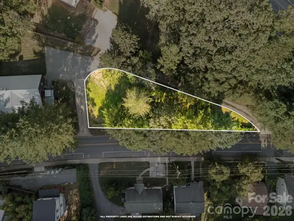 158 State Street, Asheville, NC 28806
