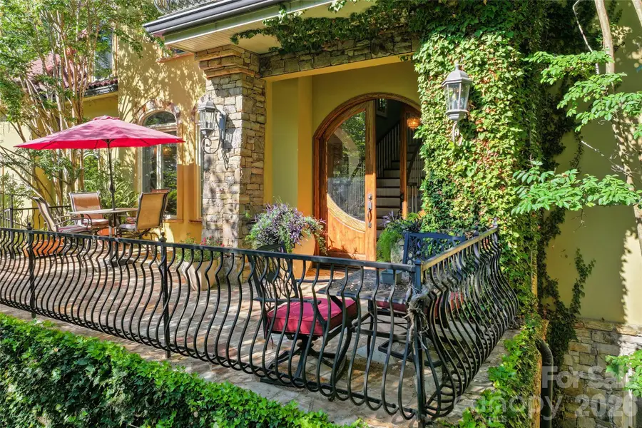 598 Old Toll Road, Asheville, NC 28804 - #3