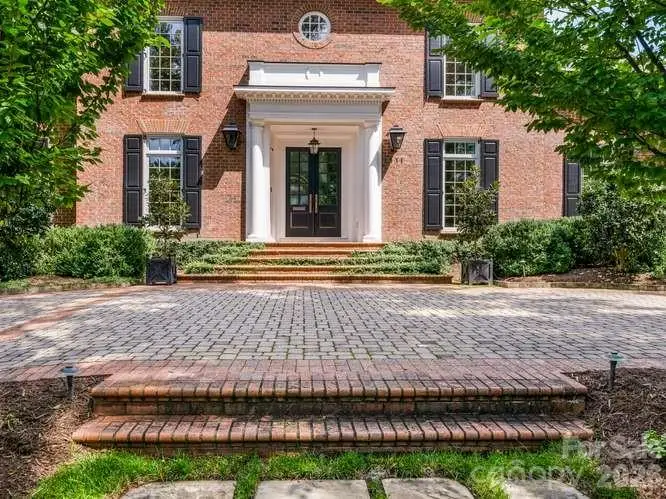 1811 Queens Road W, Charlotte, NC 28207 - #3