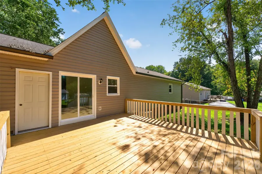 1711 Piney Road, Hickory, NC 28602 - #3