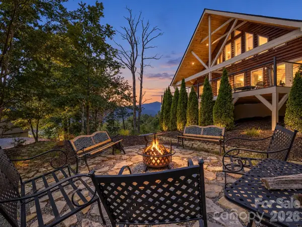 167 Hawks Nest Trail, Lake Lure, NC 28746