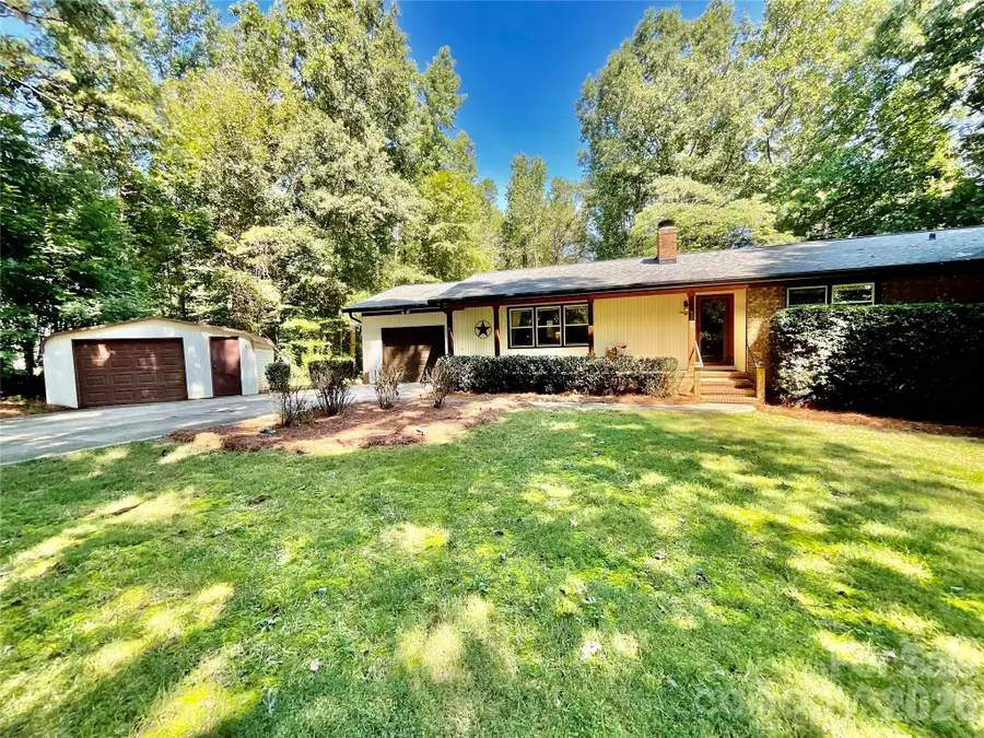 9500 Harvest Lane, Davidson, NC 28036 - #2