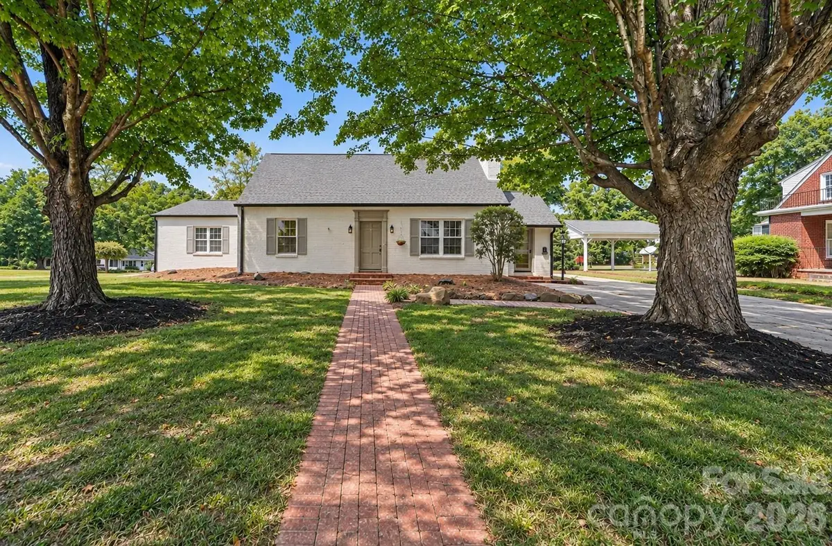 433 N Main Street, Mocksville, NC 27028 - #1