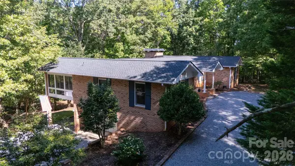 1137 Mountain Laurel Drive, Columbus, NC 28722
