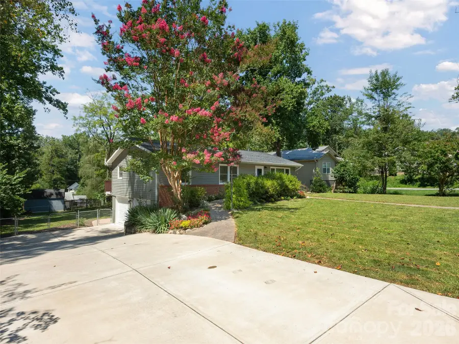 182 Locust Court, Arden, NC 28704 - #2