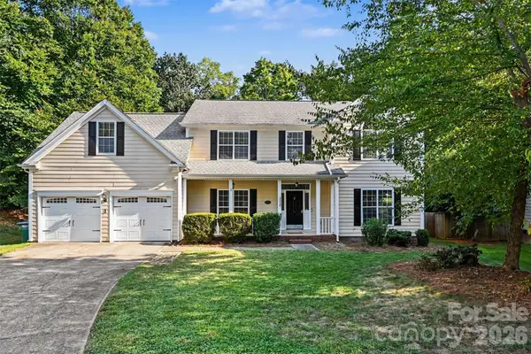 3524 Crescent Knoll Drive, Matthews, NC 28105