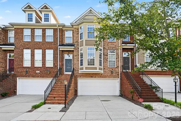 3349 Luke Crossing Drive, Charlotte, NC 28226