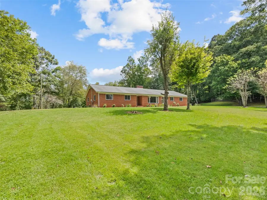 2968 Dutch Cove Road, Canton, NC 28716 - #2