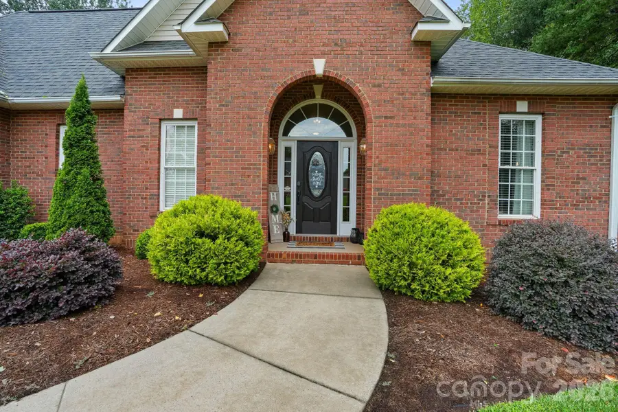 2925 24th Street Drive Ne, Hickory, NC 28601 - #3