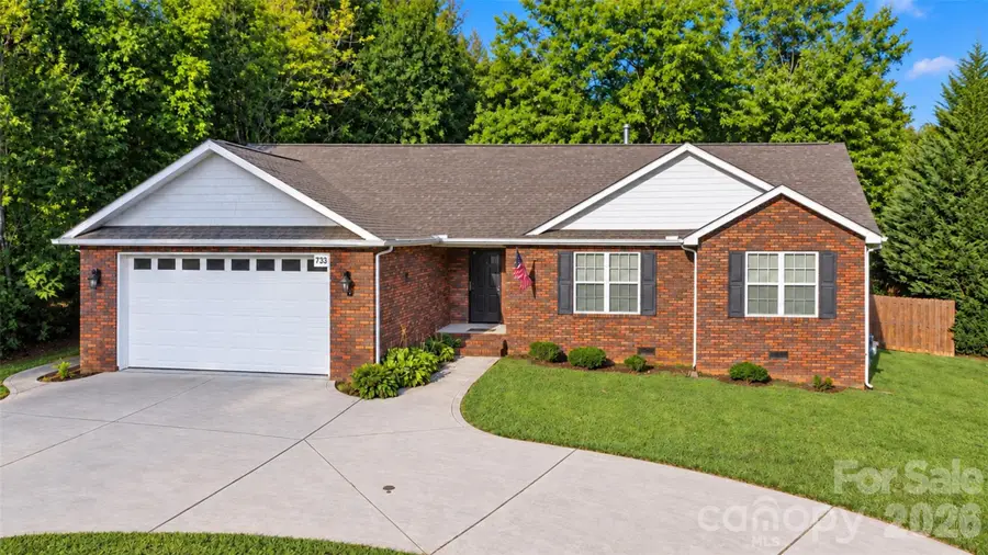 733 N Salisbury Avenue, Granite Quarry, NC 28146 - #2