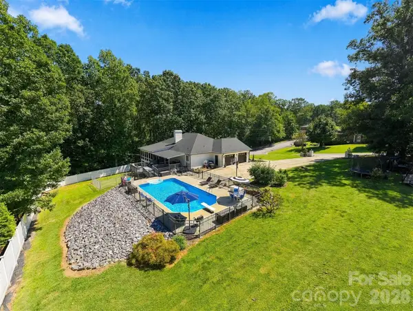 110 Pineburr Avenue Sw, Valdese, NC 28690
