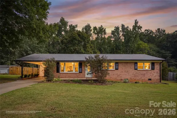 2626 Fairgreen Drive, Gastonia, NC 28056