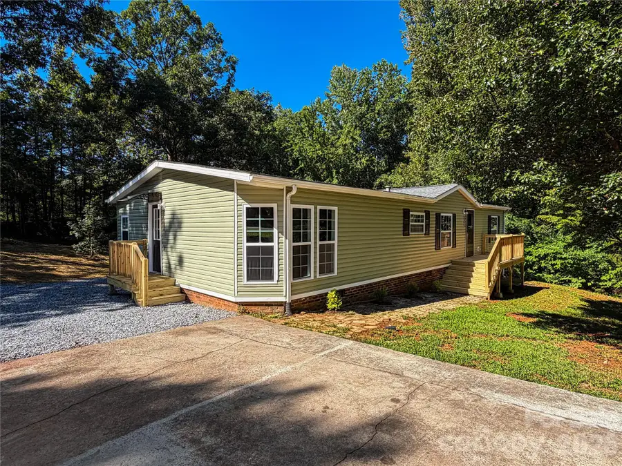 3363 Stony Brook Circle, Newton, NC 28658 - #2