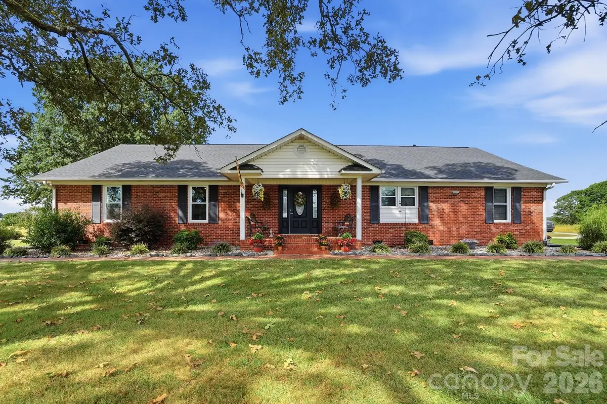 1061 Old Peachland Road, Marshville, NC 28103 - #1