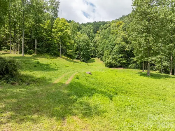 7777 Sam Cove Road, Robbinsville, NC 28771