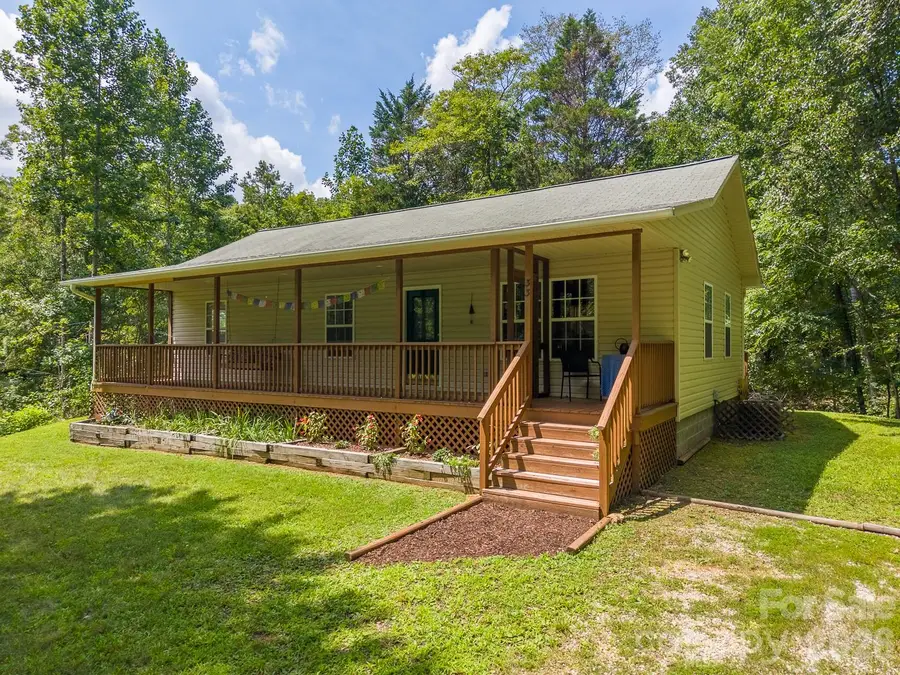 33 E H Bailey Road, Bryson City, NC 28713 - #2