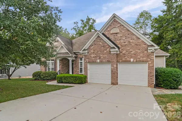 7712 Woodcrest Drive, Stanley, NC 28164