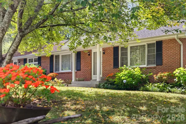 1450 Howard Gap Road, Hendersonville, NC 28792