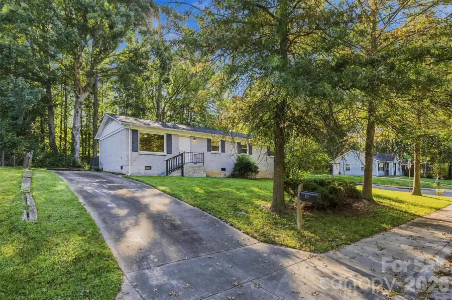 428 E Mclelland Avenue, Mooresville, NC 28115 - #2