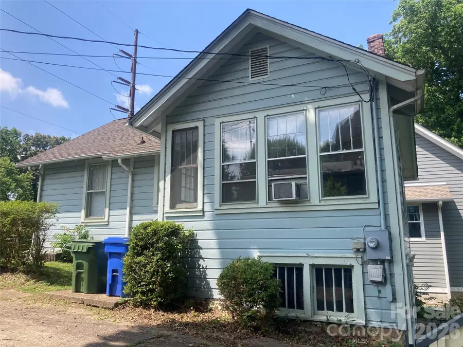 200 Courtland Place, Asheville, NC 28801 - #2