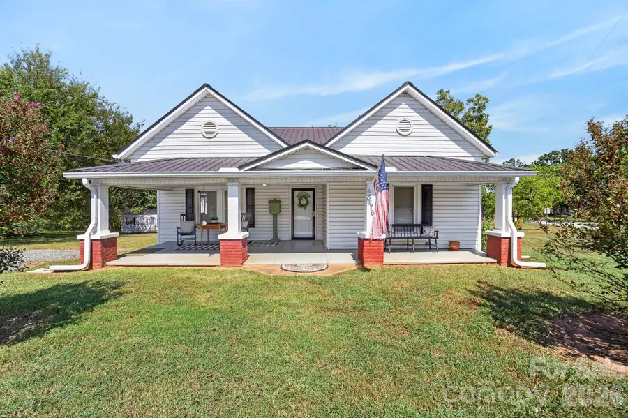 3276 E Calvin Street #1-2, Claremont, NC 28610 - #2