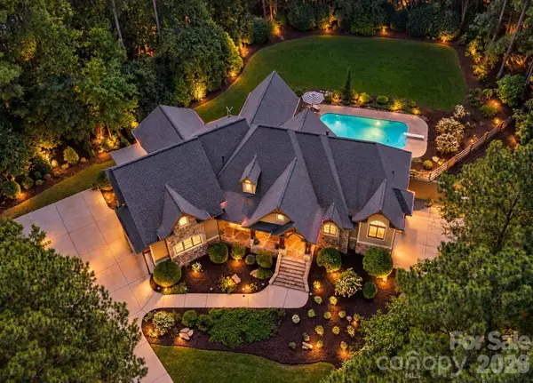 7608 Webbs Chapel Cove Court, Denver, NC 28037